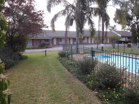 Aberdeen Motel - Hotel NSW 3