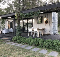 Absolute riverfront shipping container cabin - Hotel NSW