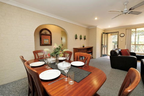 ACACIA - WEEKLY ONLY - Hotel NSW 1
