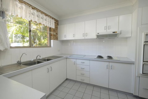 ACACIA - WEEKLY ONLY - Hotel NSW 2