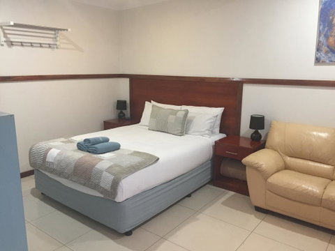 Across Country Motel And Serviced Apartments - Hotel NSW 1
