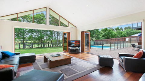 Eagles Landing - The Vintage - Hotel NSW 3