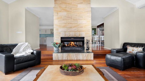 Eagles Landing - The Vintage - Hotel NSW 0