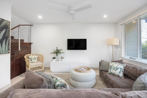 Eco Beachside Family Gem, Pool Access - Hotel NSW 2