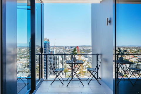 Elegant And Cozy Top Floor 1BD Apartment At South Bank - Hotel NSW 1