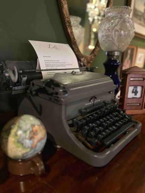 Elegant Apartment With Balcony And Free Parking - Hotel NSW 3