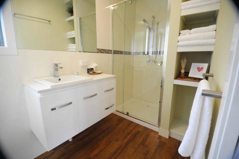 Gisborne Peak Winery Short Term Stays - Hotel NSW 4