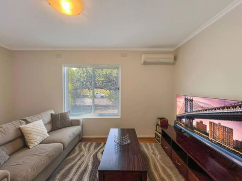 Ground Floor One Bedroom Apartment In Elsternwick - Hotel NSW 4