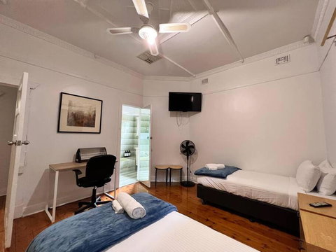 Group House With Views Of The Salt Pool And Spa - Hotel NSW 2