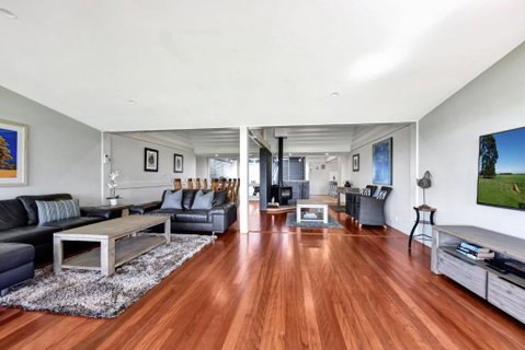 Ironbark Hill Estate - Hotel NSW 1