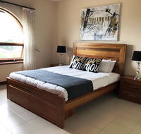 Adelaide's holiday home - Hotel NSW