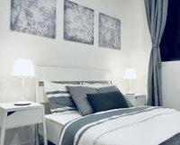 AirTrip Apartments on Merivale Street