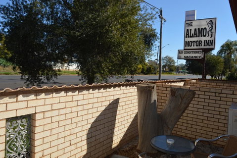 Alamo Motor Inn - Hotel NSW 1