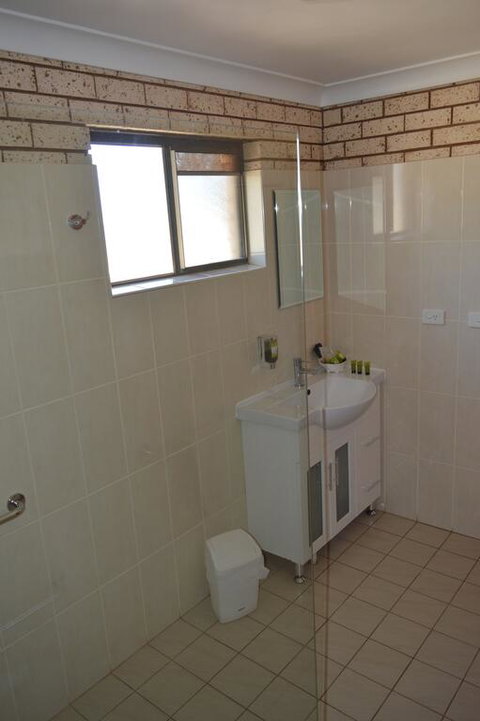 Alamo Motor Inn - Hotel NSW 3