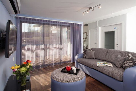 Albany Waves - Hotel NSW 3