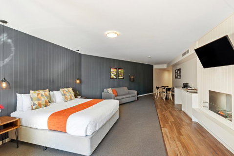 Altitude On Montville - Hotel NSW 3