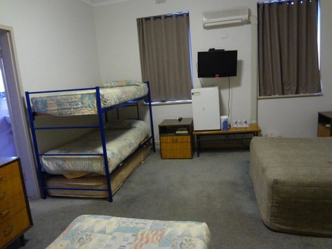 Amaroo Hotel Dubbo - Hotel NSW 2