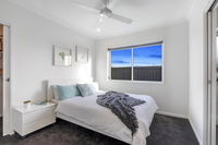 Book Palmview Accommodation Vacations Hotel NSW Hotel NSW