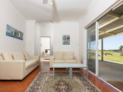 Amhurst - Hotel NSW 3