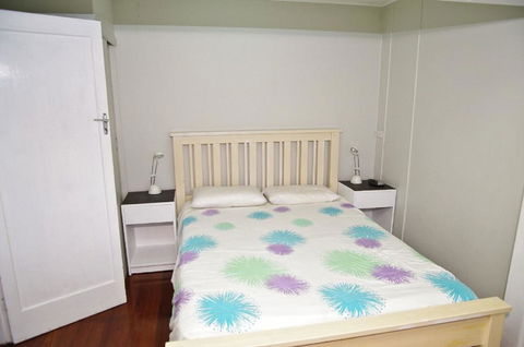 Apollo 2 9 Hodgson Street - Hotel NSW 2