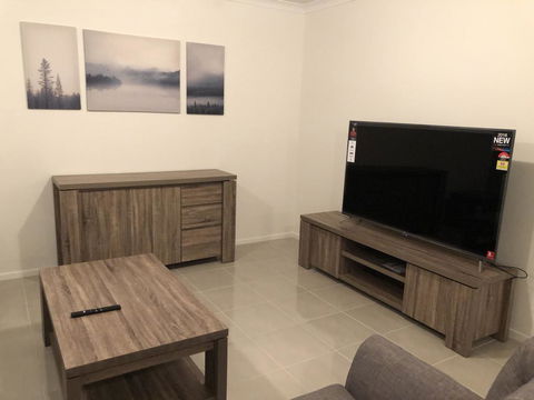 Apple House Tarneit North - Hotel NSW 3