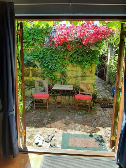 Art & Garden Retreat - Hotel NSW 3