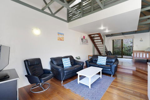 MAIN STAY - 100m To Patrolled Beach, Pool, Wifi, Close To Cafes - Hotel NSW 2
