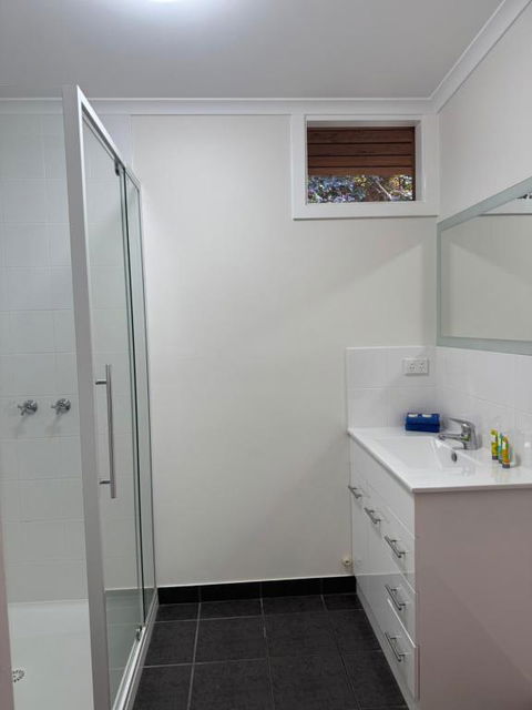 Mallacoota Log Cabins - Hotel NSW 1