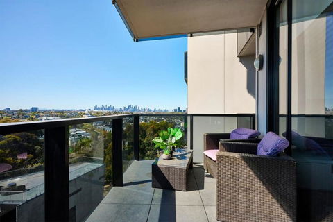 Maribyrnong Marvel Charm With Cityscape Bliss - Hotel NSW 0