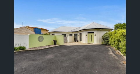 Merlot Verdelho Townhouses - Hotel NSW 1