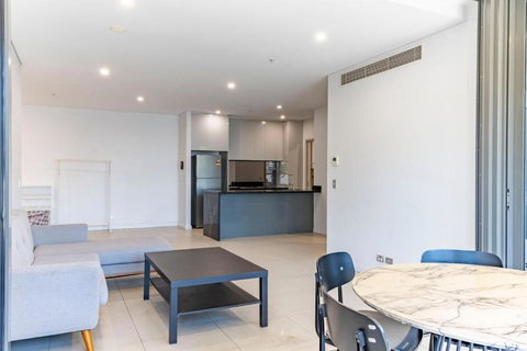 Modern 2B With Loft Bed Parking Central Mascot - Hotel NSW 3