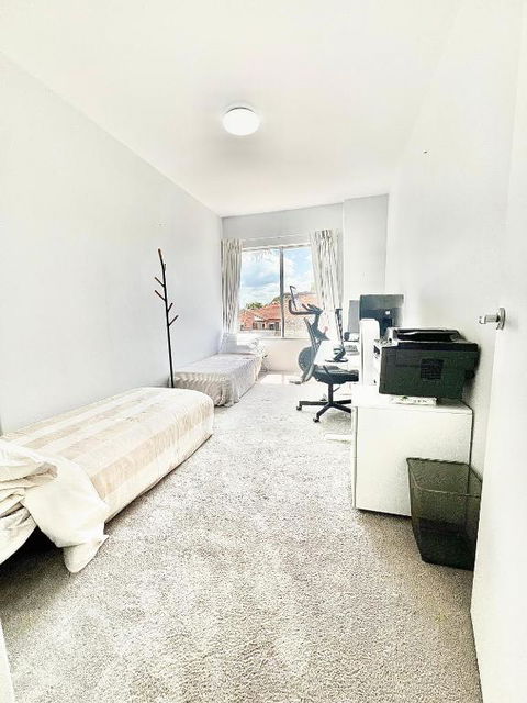 Modern 3BR Beachside Oasis - Hotel NSW 3