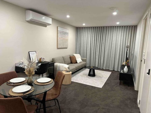 Modern Griffith Apartment - Hotel NSW 2