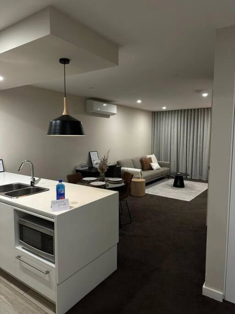Modern Griffith Apartment - Hotel NSW 1