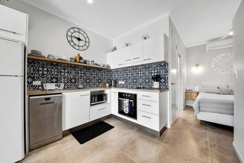 Modern Luxury Studio Apartment - Hotel NSW 0