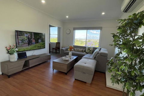 Morwell Pet Friendly 3BR Retreat Free Parking Netflix - Hotel NSW 3