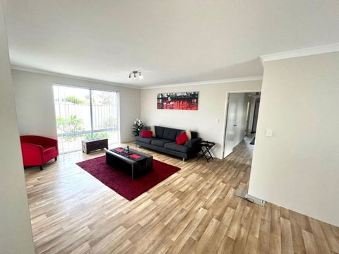 Napolean Holiday Retreat - Hotel NSW 3