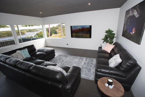 Nelson Victoria Luxury Holiday Accommodation - Hotel NSW 3