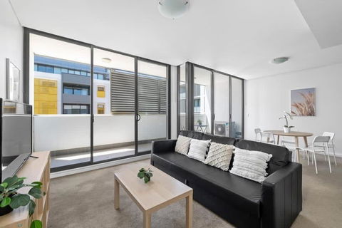 NEW 3BR Apt In Kingsgrove Sleeps 7 - Hotel NSW 3