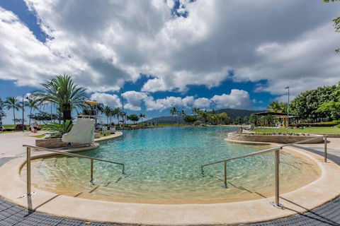 NEW! Gorgeous 2BR Apartment With Stunning Ocean Views! - Hotel NSW 3