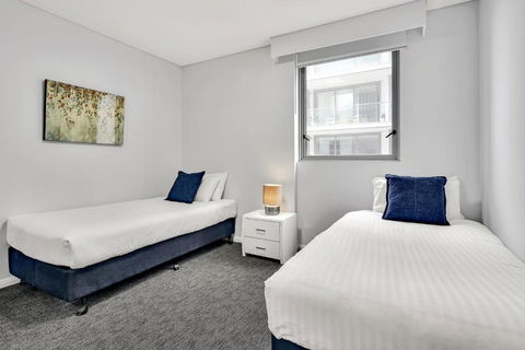 North Sydney Large Two Bedroom MIL2302 - Hotel NSW 2