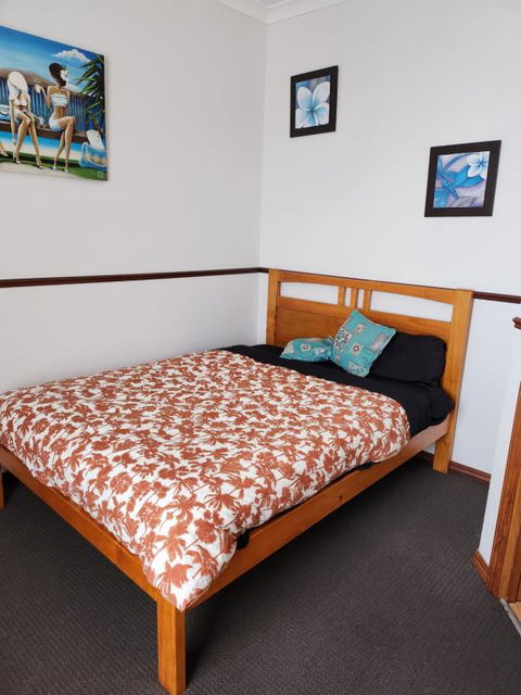 Open Plan Large Home - Hotel NSW 1
