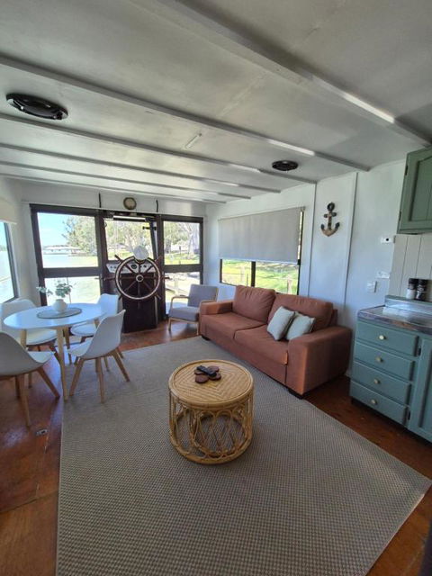 Paddle Wheeler Lilian - Hotel NSW 0