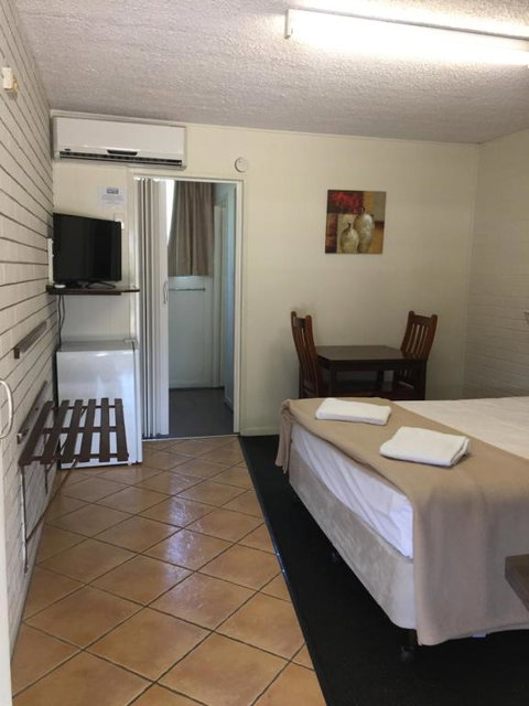 Paradise Motel - Hotel NSW 1