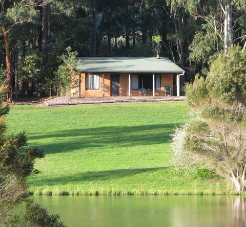 Pemberton Lake View Chalets - Hotel NSW 0