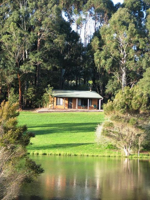 Pemberton Lake View Chalets - Hotel NSW 2