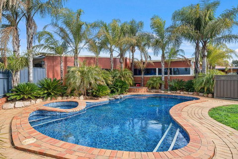 Peppermill Inn Motel - Hotel NSW 0
