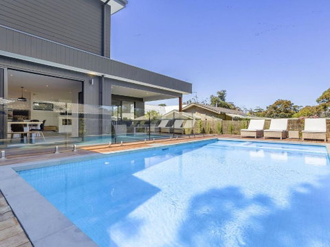 Pool And Spa - 300m Walk To Beach - Hotel NSW 0