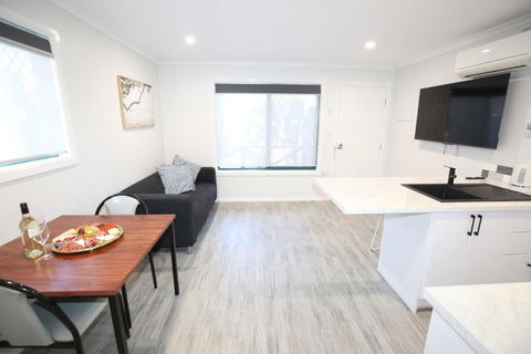 Port Lincoln Villas - Hotel NSW 3