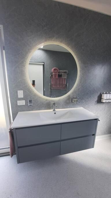 Private Getaway Close To Clifton Beach - Hotel NSW 3